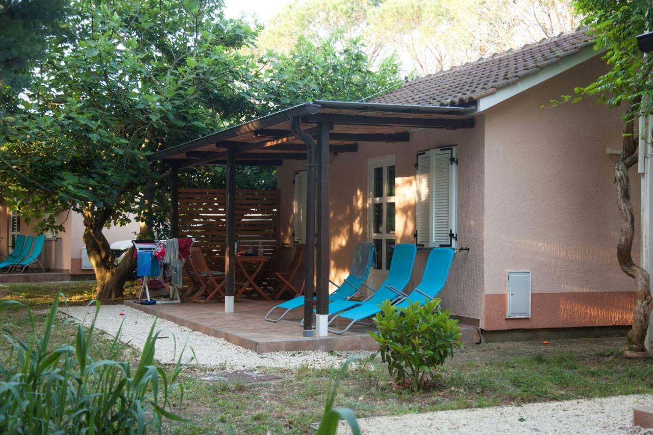 Bungalow Comfort 100 M From The Beach 普莱曼图拉 外观 照片