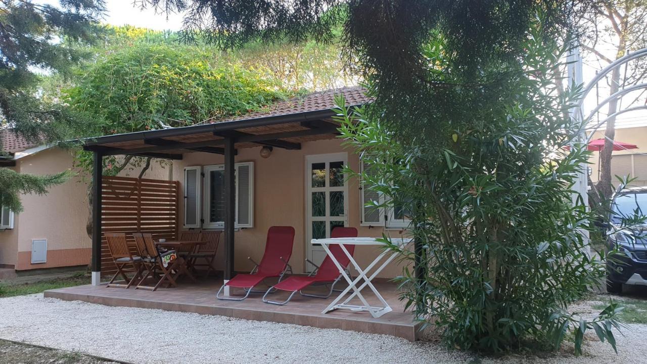 Bungalow Comfort 100 M From The Beach 普莱曼图拉 外观 照片